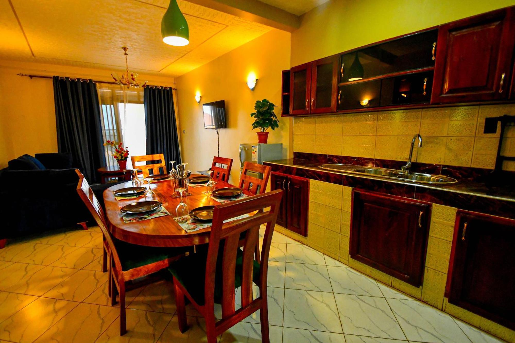 Peace Of Mind Suites Entebbe Exterior foto